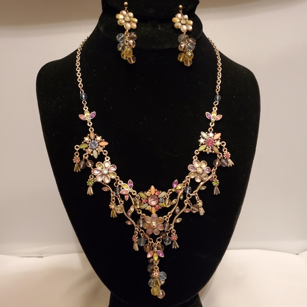Beautiful Jennie B Floral Statement Necklace & Earrings